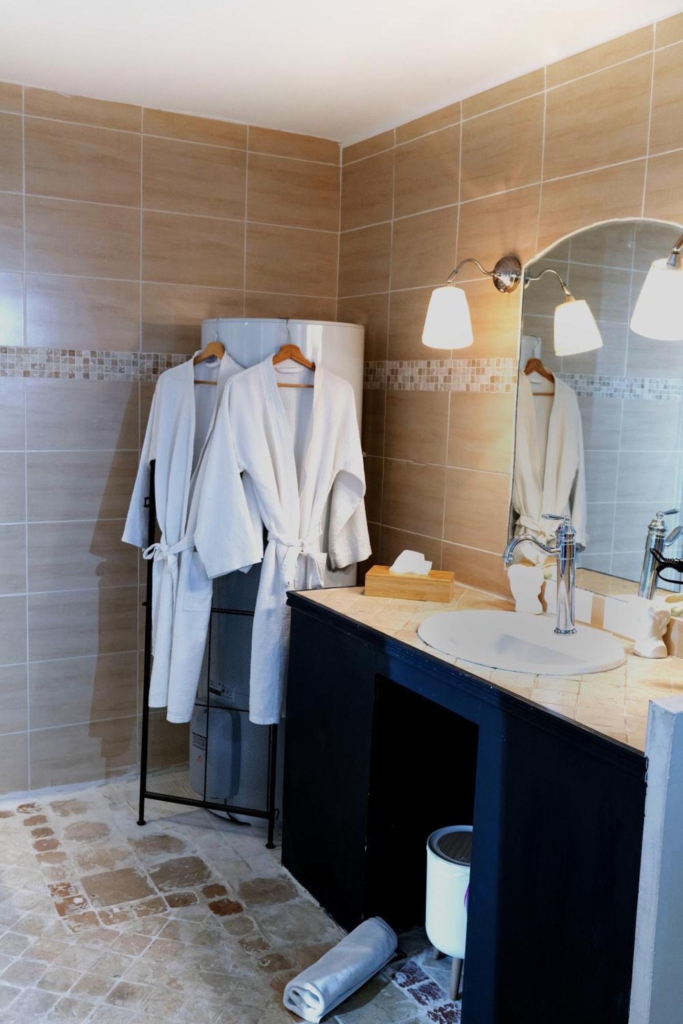 Les Canoubiers Luxe Et Serenite Au Coeur De Saint-Tropez Suites Spacieuses Avec Jardin Enchanteur 외부 사진